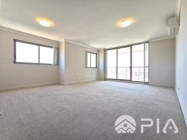 Cheap 25/1 Meryll Avenue, Baulkham Hills, NSW 2153