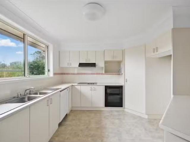 Cozy 2/5 Coramba Close, Port Macquarie Apartment for rent Lis.