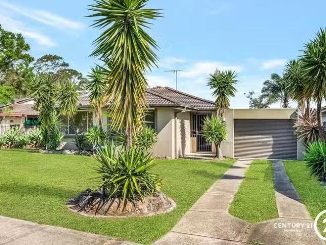 Rental! 25 Macaulay Street, Wetherill Park, NSW 2164