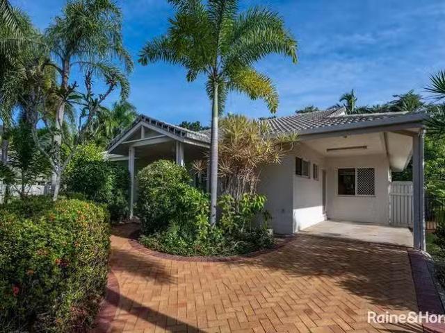 Unique 25 Parkinson Avenue, Kewarra Beach, QLD 4879