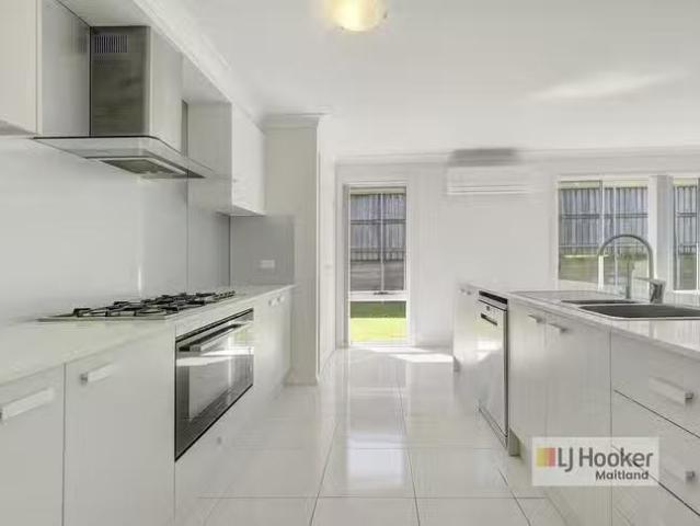 Unique 25 Scenic Drive, Gillieston Heights, NSW 2321