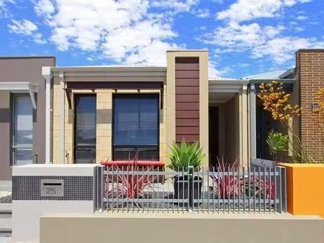 Just in! 25 Shepherd Avenue, Ellenbrook, WA 6069