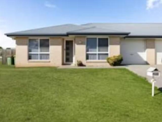 Cheap 2/68 Edwin Street, Westbrook, QLD 4350