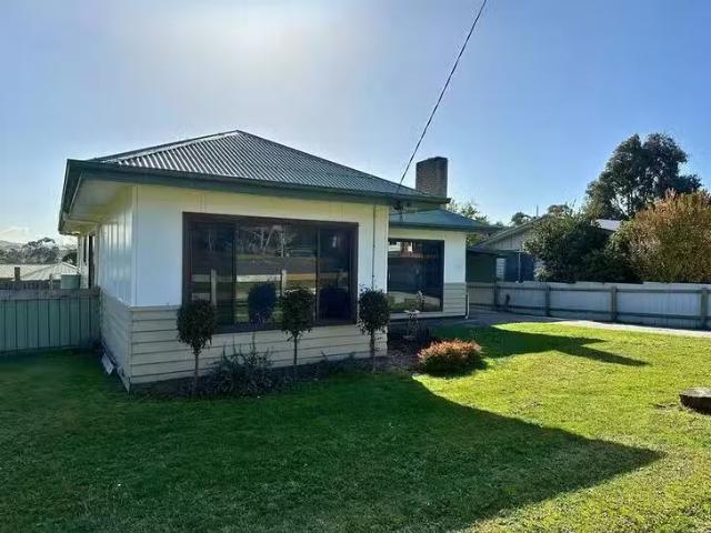 Unique 26 28 Whitelaw Street, Meeniyan, VIC 3956