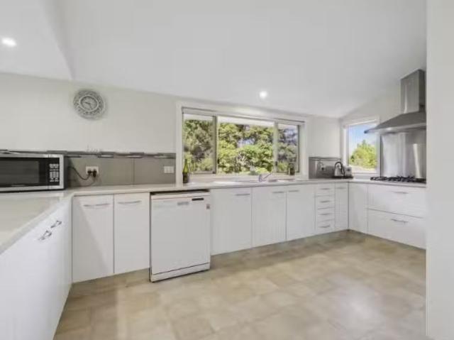 Cozy 26 Hives Close, North Boambee Valley House for rent List.