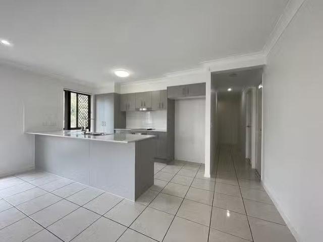 Cheap 26 Keppel Way, Coomera, QLD 4209