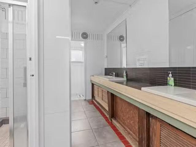 Unique 27/9 Bayliss Street, Toowong, QLD 4066