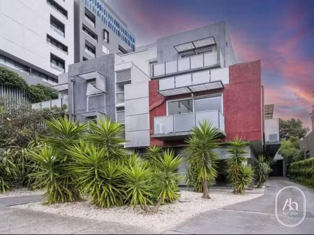 New 28/5 Archibald Street, Box Hill VIC 3128