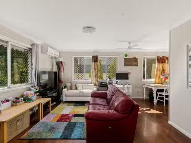 Nice 28 Yarrimbah Street, Jindalee, QLD 4074
