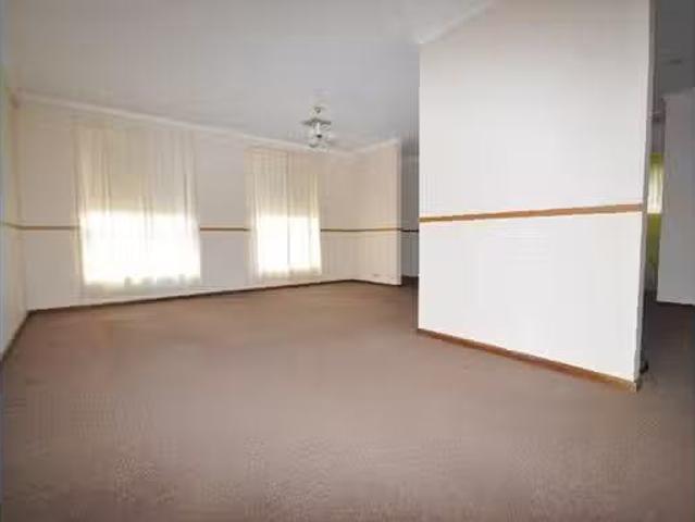 For Rent! 28 Candlebark Court, Craigmore, SA 5114