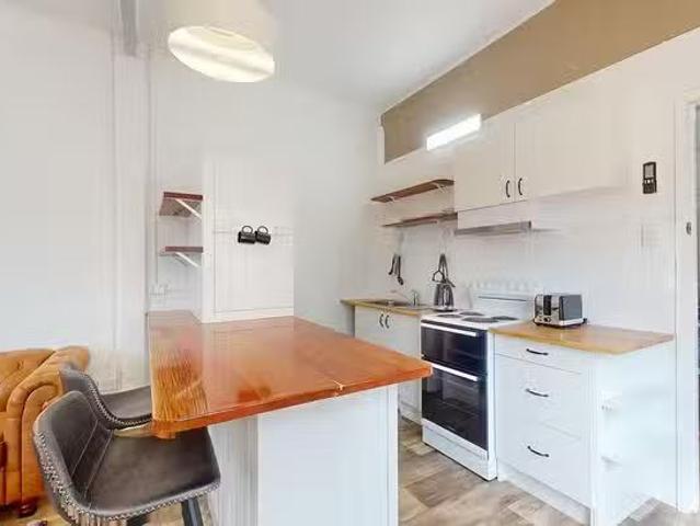 Deal! 2/8 Church Street, West End, QLD 4810