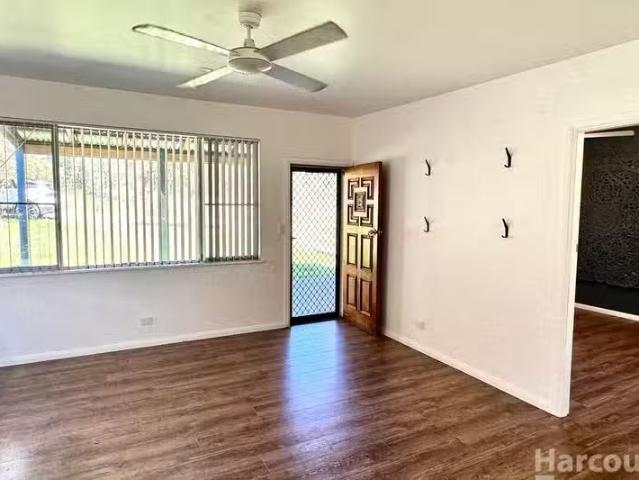 Cozy 28 Henry Street, Long Flat, NSW 2446 House for Rent