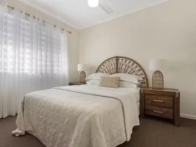 Cheap 294 Boat Harbour Drive, Scarness, QLD 4655
