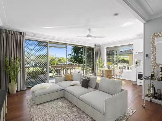 Just in! 2/98 Duringan Street, Currumbin, QLD 4223
