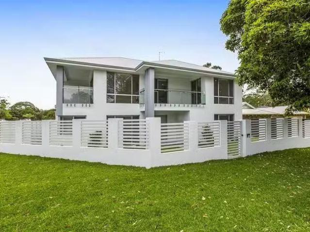 Cozy 29 Haldane Street, Mount Claremont, WA 6010