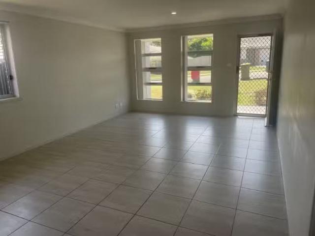 New 29 Ruby Rd, Rutherford House for rent Listed by Fiona Wyn.