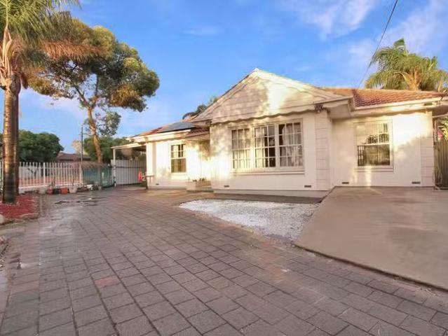 Deal! 2 Aquamarine Drive, Salisbury East, SA 5109