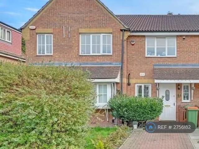 Nice 2 BA 2 bedroom terraced house for rent in Vulcan Close, L.