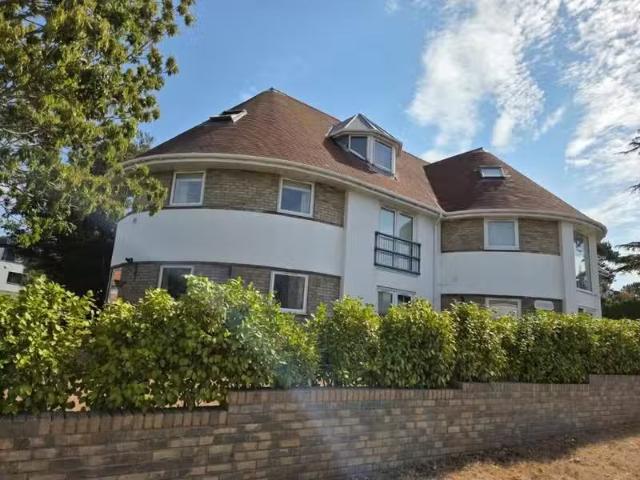 Rental! 2 BA 2 bedroom apartment for rent in The Clock, 321 Sa.