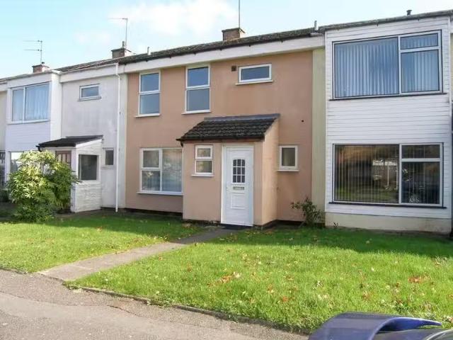 Nice 2 BA 5 bedroom terraced house for rent in Marloes Walk, L.