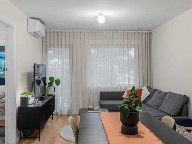 Charming 2 Bed Unit in the Heart of South Perth