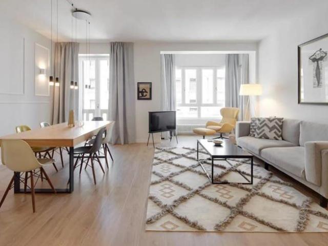 Charming 2 Bed Apt w/ Terrace, Antwerp!