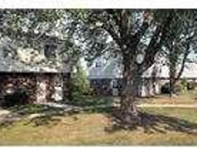 Charming 2 bedroom, 1.50 bath