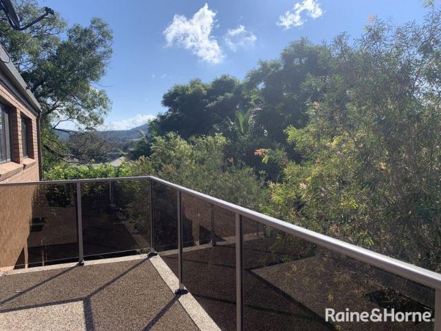 Charming 2 bedroom, 1 bathroom lockup garage and car space is just a stroll to river