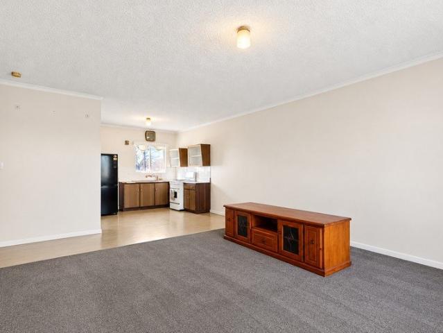 Charming 2 Bedroom Apartment for Lease in Rosewater