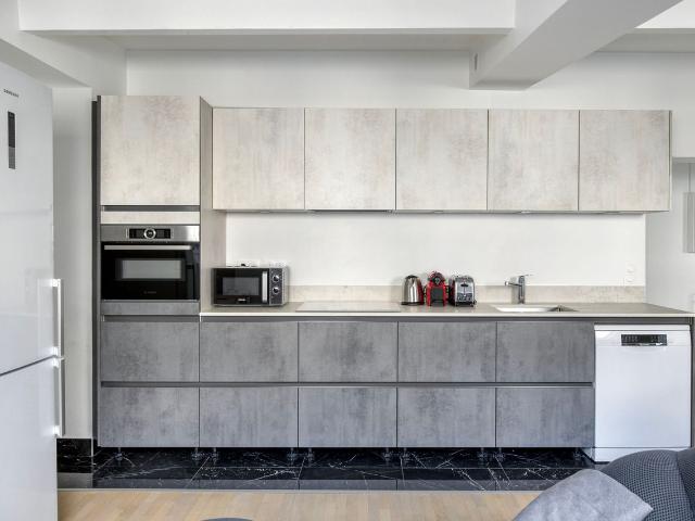 Charming 2 Bedroom Apartment in Paris, Paris Amsterdam Apartments for Rent