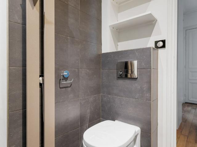 Charming 2 Bedroom Apartment in Paris, Paris Amsterdam Apartments for Rent