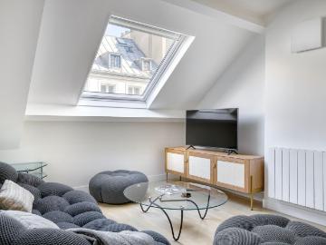 Charming 2 Bedroom Apartment in Paris, Paris Amsterdam Apartments for Rent