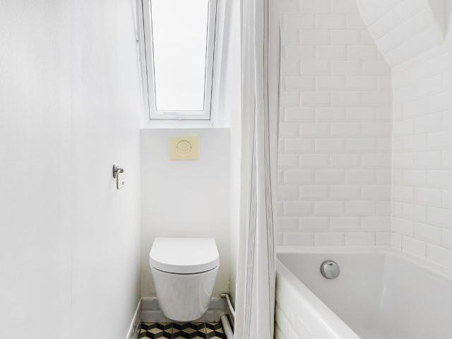 Charming 2 Bedroom Apartment in Paris, Paris Amsterdam Apartments for Rent