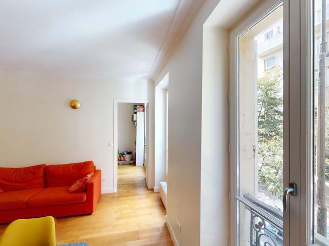 Charming 2 bedroom apartment in villagey Batignolles