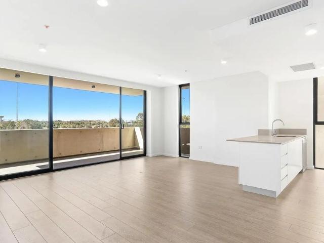 Charming 2 Bedroom Apartment in Wolli Creek