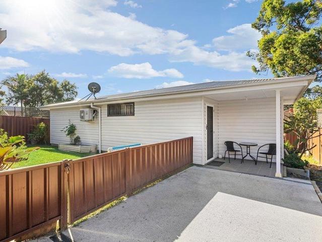 Charming 2 Bedroom Granny Flat with Modern Amenities