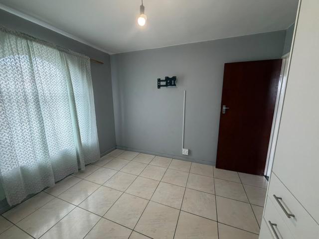 Charming 2 Bedroom Ground Floor Apartment with Parking