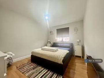 Charming 2 bedroom flat for rent in Node Way Gardens, Welwyn.