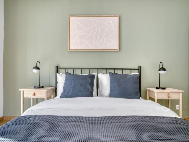 Charming 2 Bedroom Furnished Apartment in Basel Matthäus, Basel Amsterdam Apartments for Rent