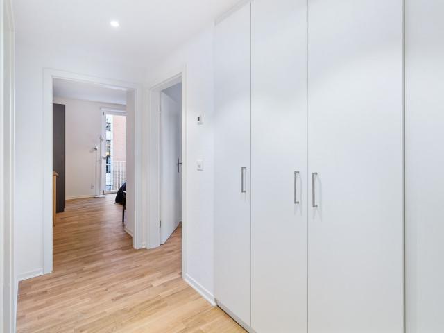 Charming 2 Bedroom Furnished Apartment in Oerlikon, Zurich Amsterdam Apartments for Rent