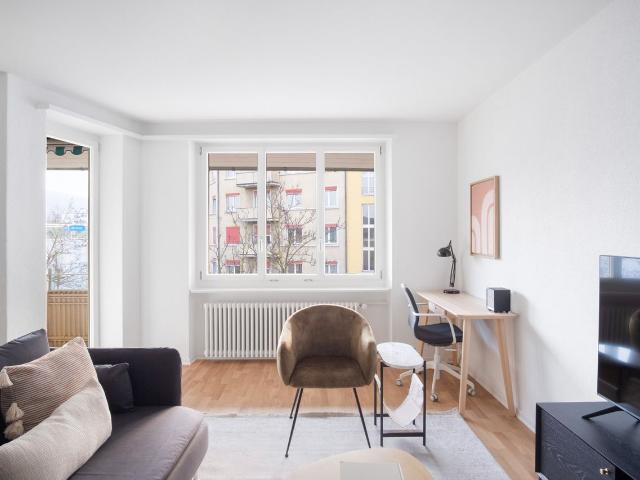 Charming 2 Bedroom Furnished Apartment in Oerlikon, Zurich Amsterdam Apartments for Rent