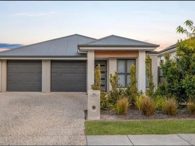 Charming 2 bedroom house in Logan Reserve