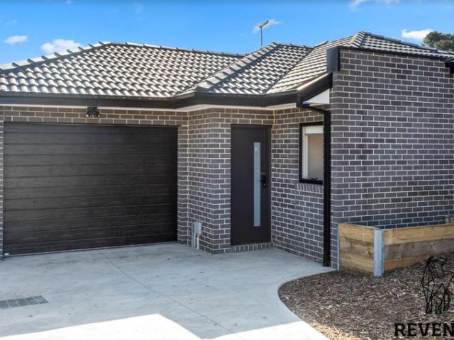 Charming 2 Bedroom House in Sought After Bundoora Suburb Modern Finishes & Convenient Location!