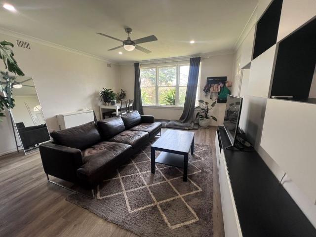 Charming 2 Bedroom Home
