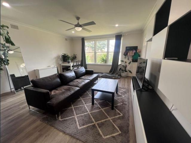 Charming 2 Bedroom Home