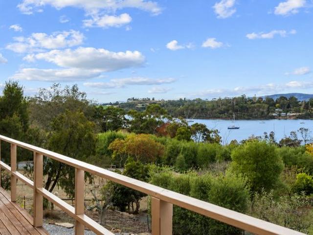 Charming 2 Bedroom Home with River Views