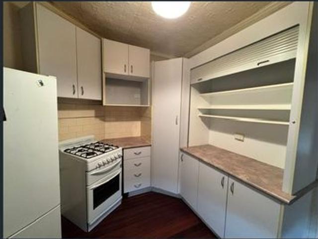 Charming 2 Bedroom Home Close to the CBD