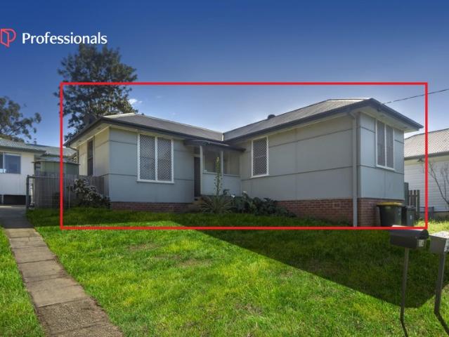 Charming 2 Bedroom Home Close to Nowra CBD