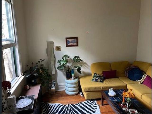 Charming 2 Bedroom Home in the Heart of Collingwood