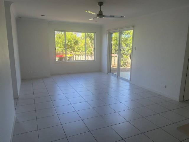 CHARMING 2 BEDROOM HOME IN WALKERSTON